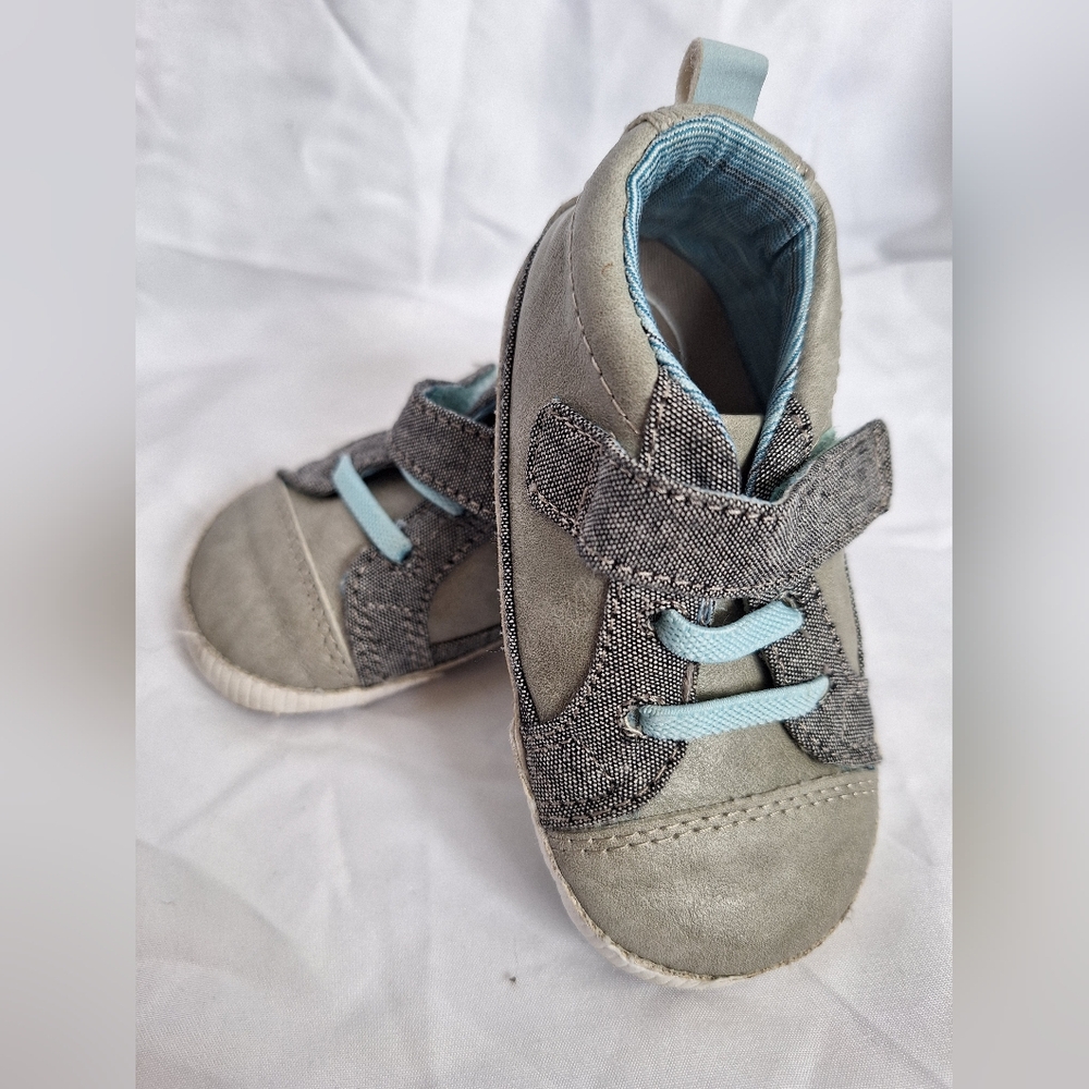 12-18 Month Toddlers Grey & Light Blue Sneaker - Comfortable Everyday Shoe